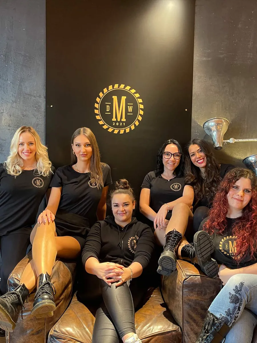 Team der Männer Werkstatt im Studio in München
